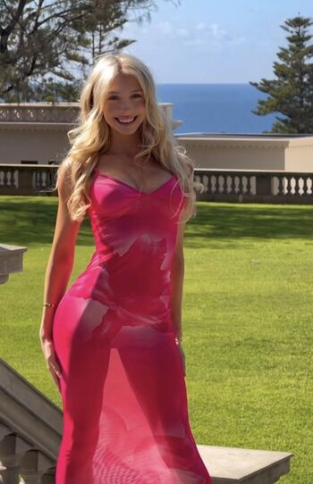 Full leaked Emma louise  page private onlyfans photo