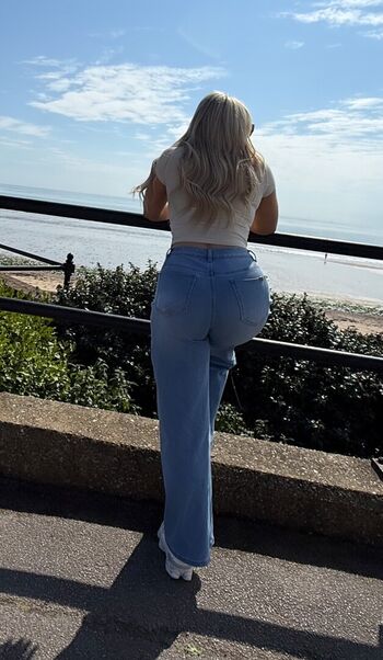 Emma Louise Jones