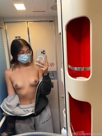 Full leaked Emma lvxx  page private onlyfans photo