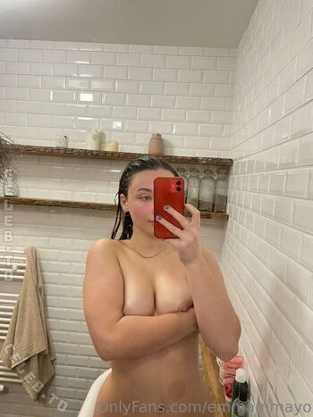Full leaked Emma may  page private onlyfans photo