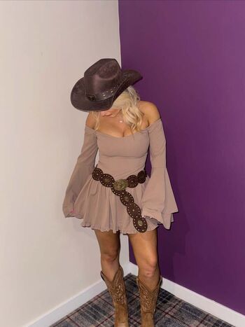 Full leaked Emma mcguckin page private onlyfans photo