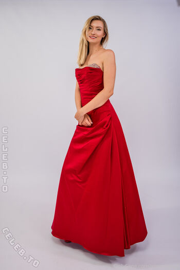 Full leaked Emma sirus private onlyfans photo