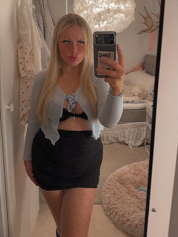 Full leaked Emma solander private onlyfans photo