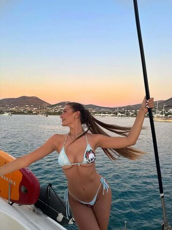 Full leaked Emmaa char private onlyfans photo