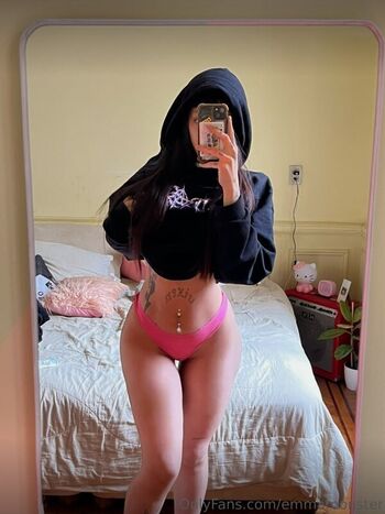 Full leaked Emmamonster private onlyfans photo