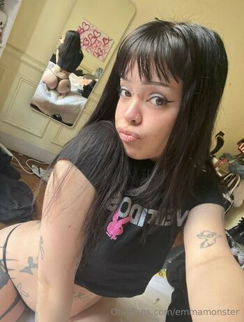 Full leaked Emmamonster private onlyfans photo