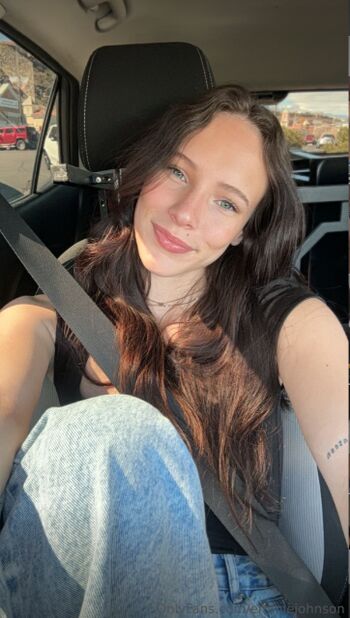Full leaked Emmiejohnson private onlyfans photo