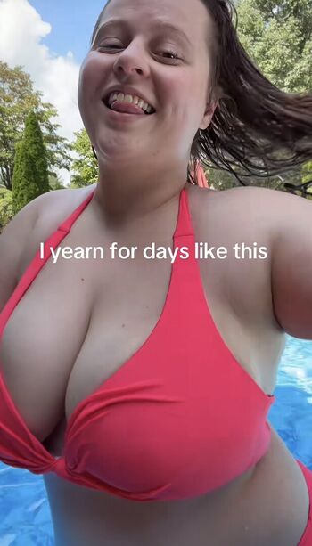 Full leaked Emmybear private onlyfans photo
