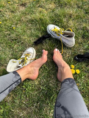 Emmysfeetandsocks