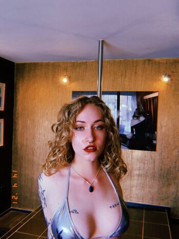 Full leaked Empressscarlett private onlyfans photo