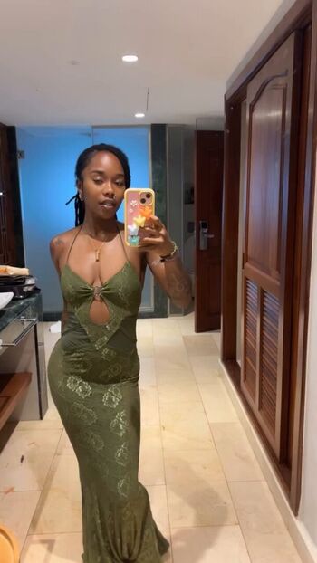 Full leaked Empressttree private onlyfans photo