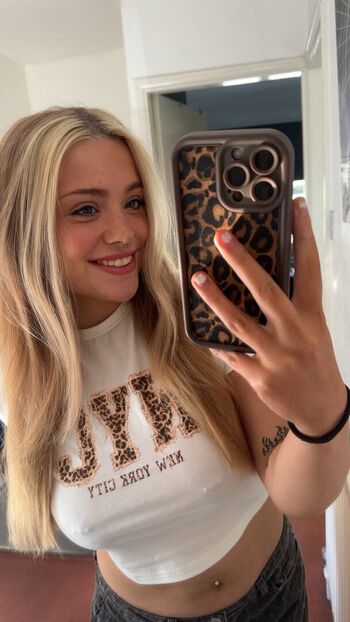 Full leaked Emsideyourmind private onlyfans photo