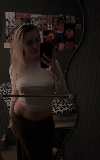 Full leaked Emsideyourmind private onlyfans photo