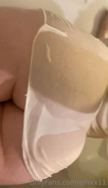 Full leaked Emxx private onlyfans photo