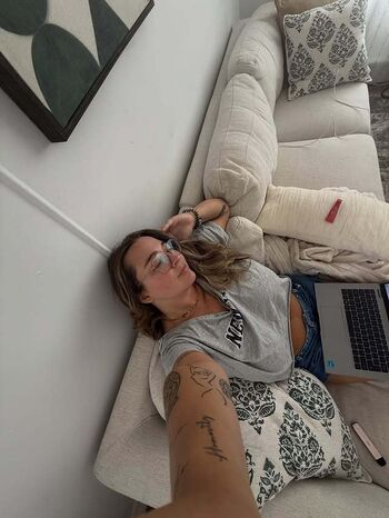 Full leaked Emy gauthier private onlyfans photo