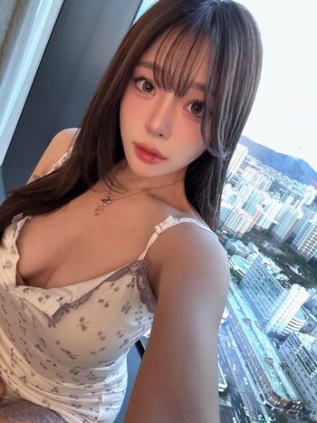 Full leaked Prettypaledoll/ private onlyfans photo
