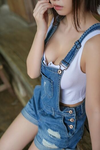 Full leaked Enako private onlyfans photo