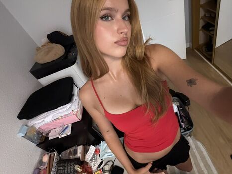 Full leaked Enamiau private onlyfans photo