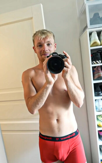 Full leaked Enzoknol private onlyfans photo