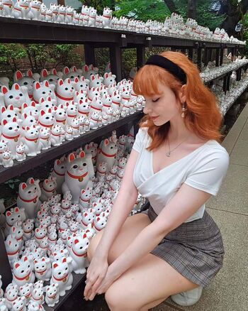 Full leaked Era akage page private onlyfans photo