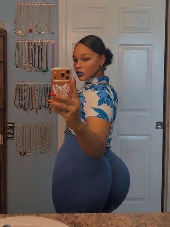 Full leaked Erii joy private onlyfans photo