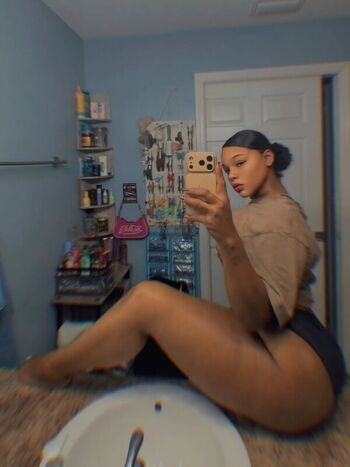 Full leaked Erii joy private onlyfans photo
