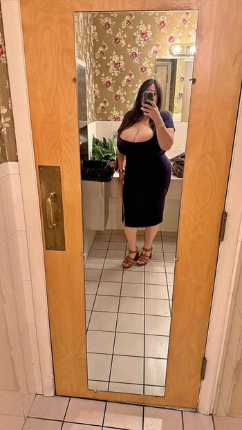 Full leaked Erika d page private onlyfans photo