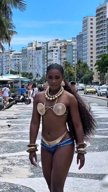 Full leaked Erika januza private onlyfans photo