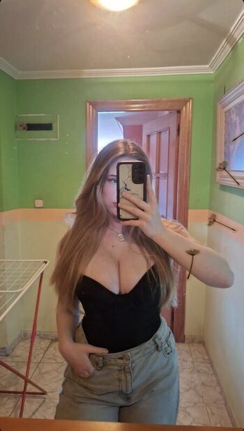 Full leaked Erika magallanes private onlyfans photo