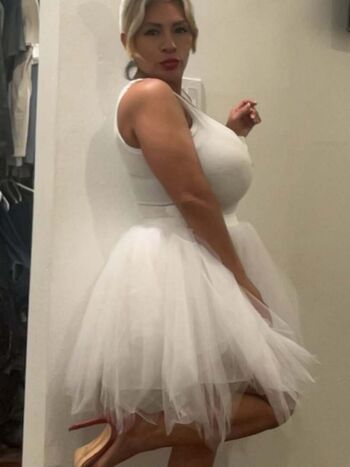 Full leaked Erikagurrion page private onlyfans photo