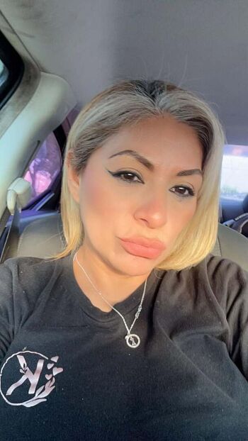 Full leaked Erikagurrion page private onlyfans photo