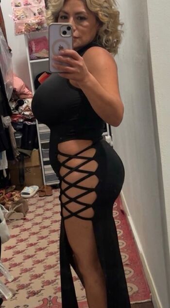 Full leaked Erikagurrion private onlyfans photo