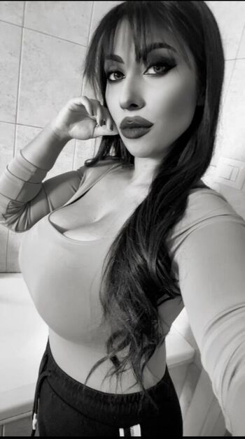Full leaked Erin trimboli private onlyfans photo