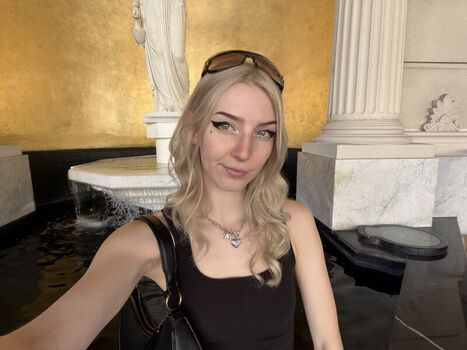 Full leaked Erinfps private onlyfans photo