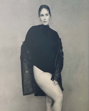 Full leaked Erinmhk page private onlyfans photo