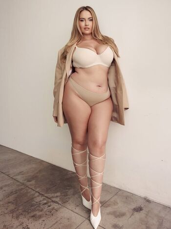 Full leaked Erinmhk private onlyfans photo