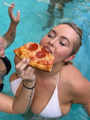 Full leaked Erinmhk page private onlyfans photo
