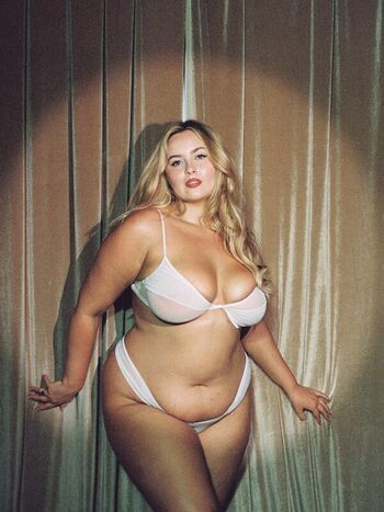 Full leaked Erinmhk page private onlyfans photo
