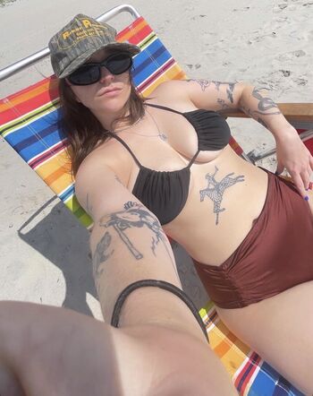 Full leaked Erinnyvonne private onlyfans photo