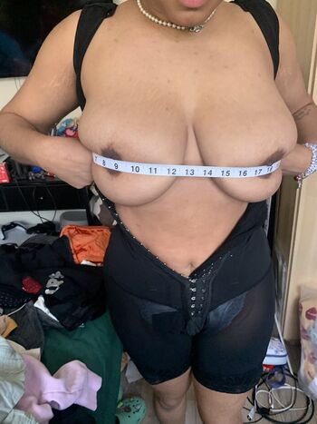 Full leaked Eromahou private onlyfans photo
