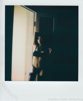 Full leaked Eskyperry page private onlyfans photo