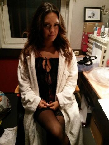 Full leaked Esmania private onlyfans photo