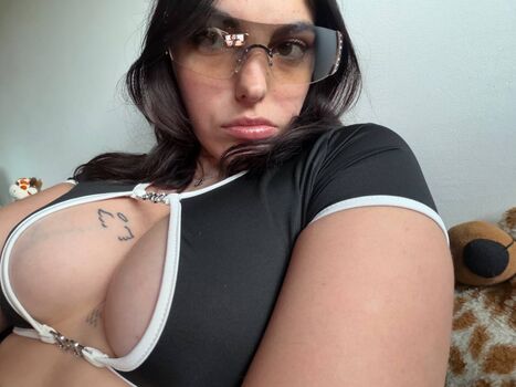 Full leaked Estellemarinnn private onlyfans photo