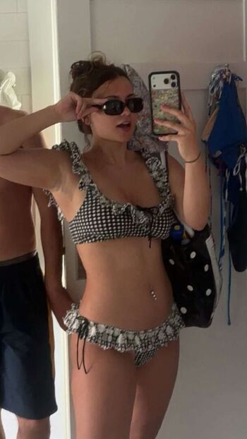 Full leaked Ester dobrik page private onlyfans photo