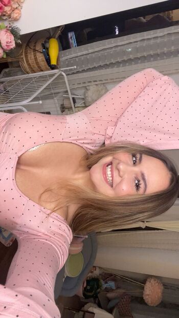 Ester Dobrik