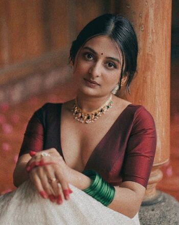 Full leaked Esther anil private onlyfans photo