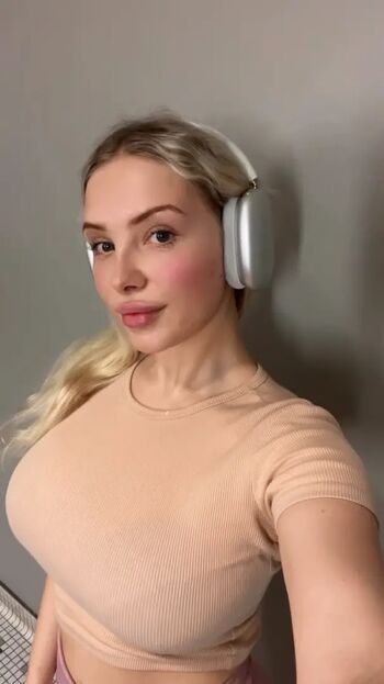 Full leaked Esvittie private onlyfans photo