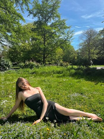 Full leaked Etiennee lng private onlyfans photo