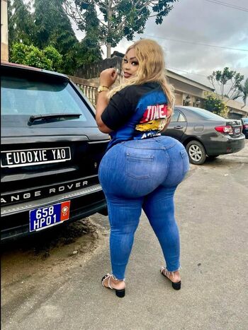 Full leaked Eudoxieyao private onlyfans photo