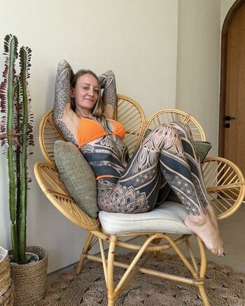 Full leaked Eule emma page private onlyfans photo